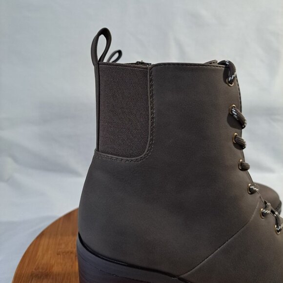 Avenue Evans Sloane Lace Up Ankle Boot Brown Size 6 Wide Fit NWT - Picture 4 of 10
